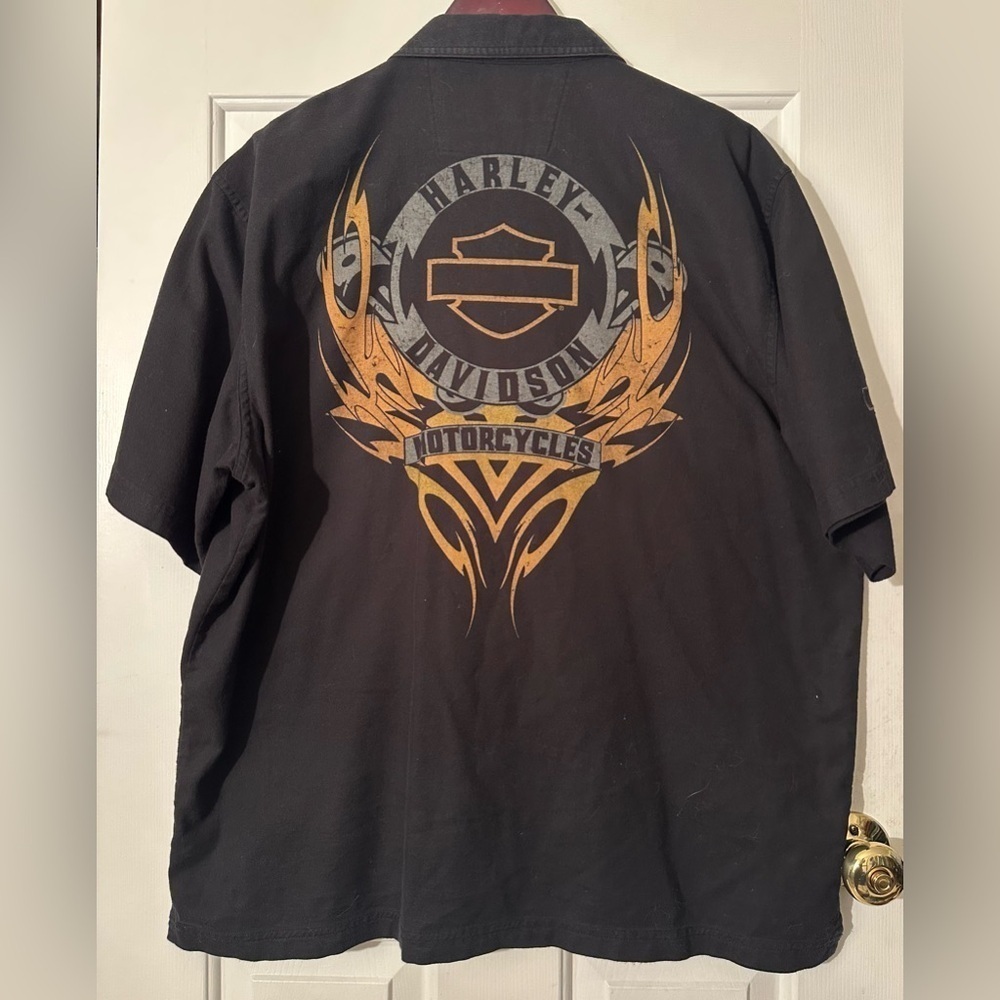 HARLEY DAVIDSON Men’s XL 100% Cotton Black Short Sleeve Button Down Back Graphic